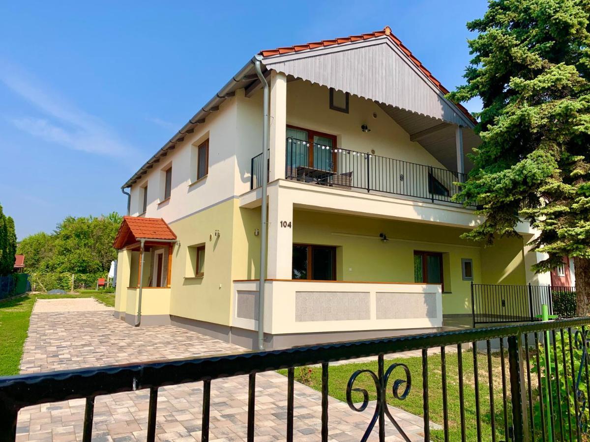 Pine&Chill2 Apartments 巴拉顿诺尔马迪 外观 照片