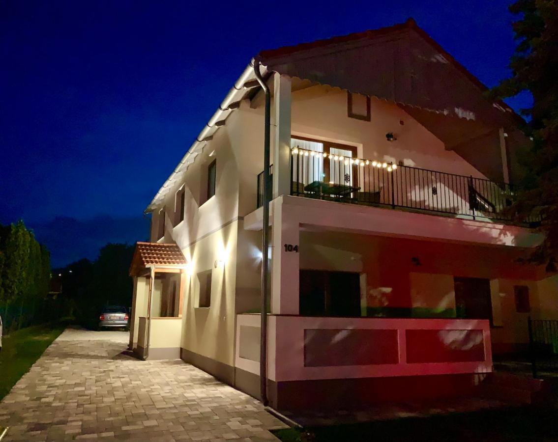 Pine&Chill2 Apartments 巴拉顿诺尔马迪 外观 照片